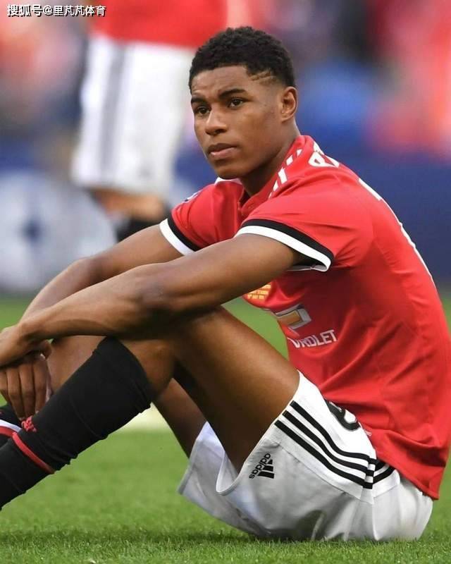 有戏么？渴望加盟巴萨的曼联前10号，第一任务是“说服”阿莫林